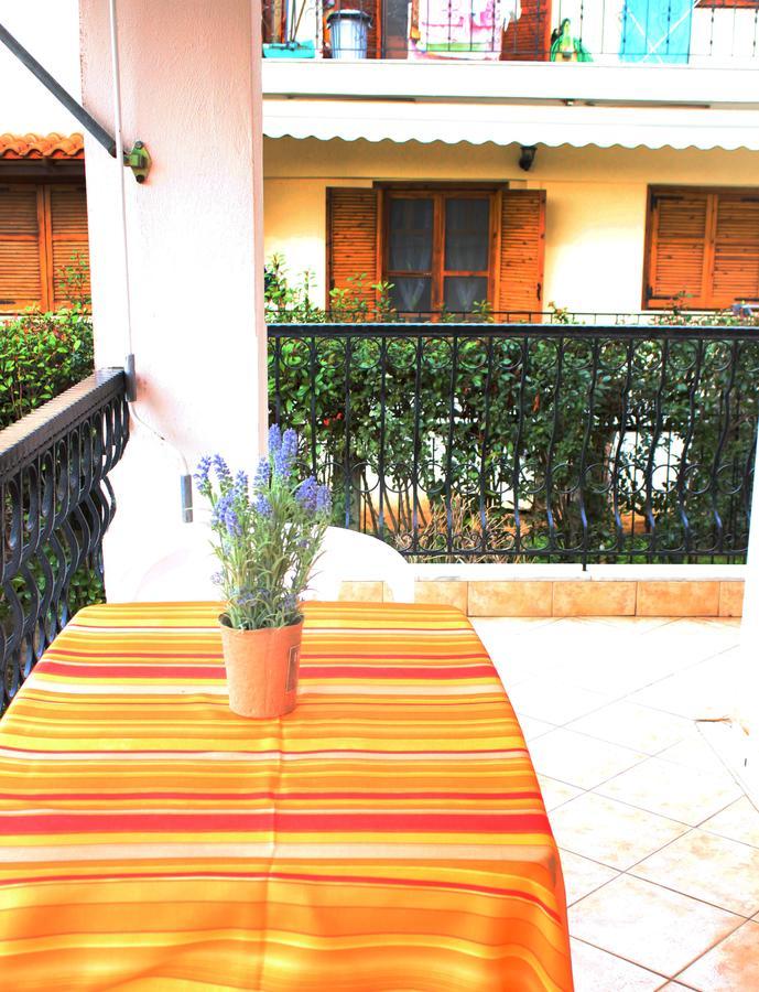 Souzana Rooms Néa Pláyia Exterior foto